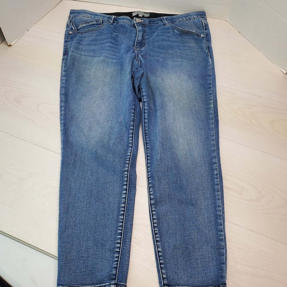 Wit & Wisdom Womens 18P Mid Rise Straight Leg Jeans Blue Wash Stretch Comfort‎ - Picture 2 of 11